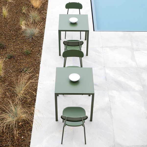 Table repas carré outdoor 80cm métal vert foncé