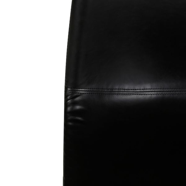 Chaise noire