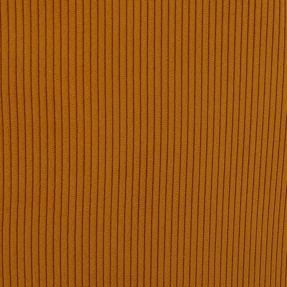 Chaise en velours côtelé jaune curry