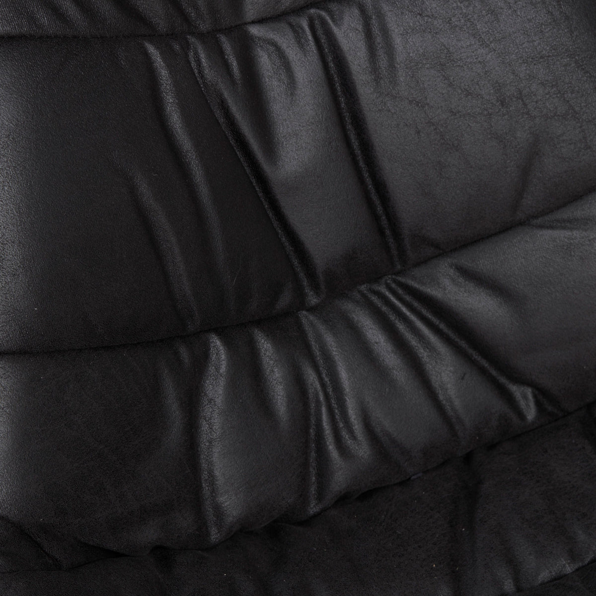 Chaise noire pied métal gris