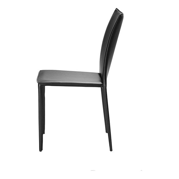 Chaise noire