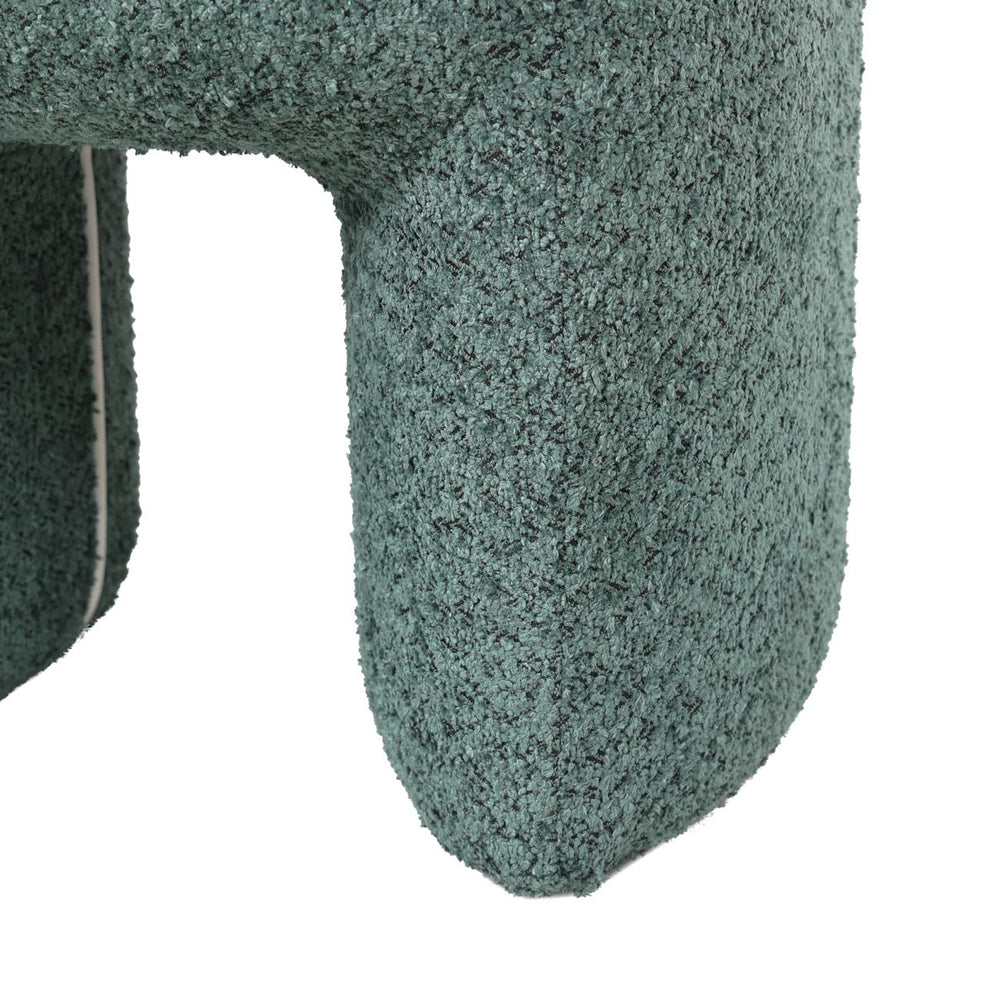 Pouf tissu effet fourrure rase vert emeraude