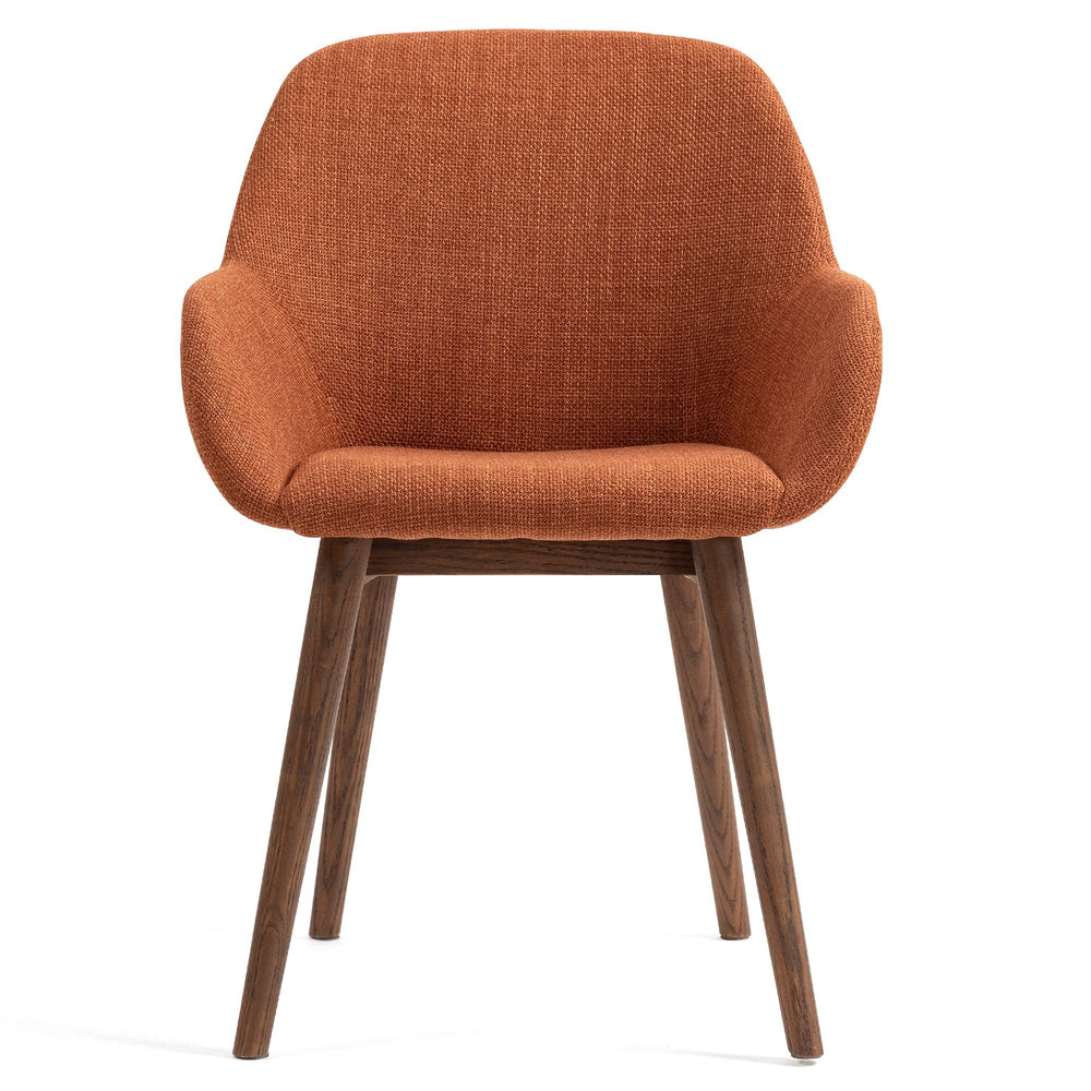 Chaise repas avec accoudoirs tissu caramel pied chêne foncé