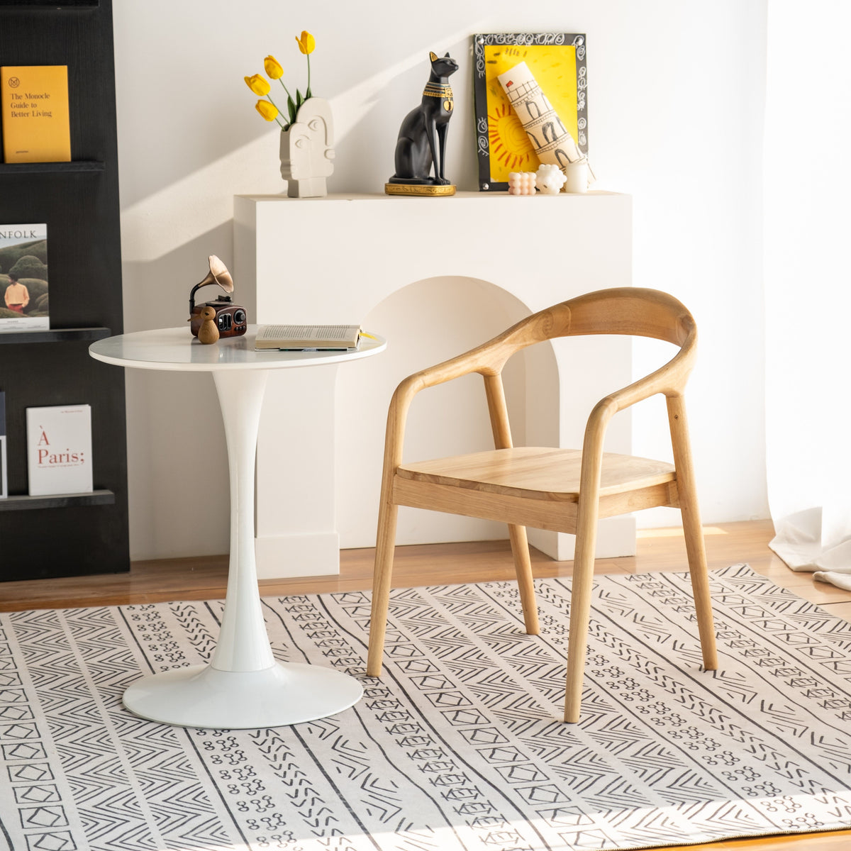 Chaise repas avec accoudoirs en frêne naturel
